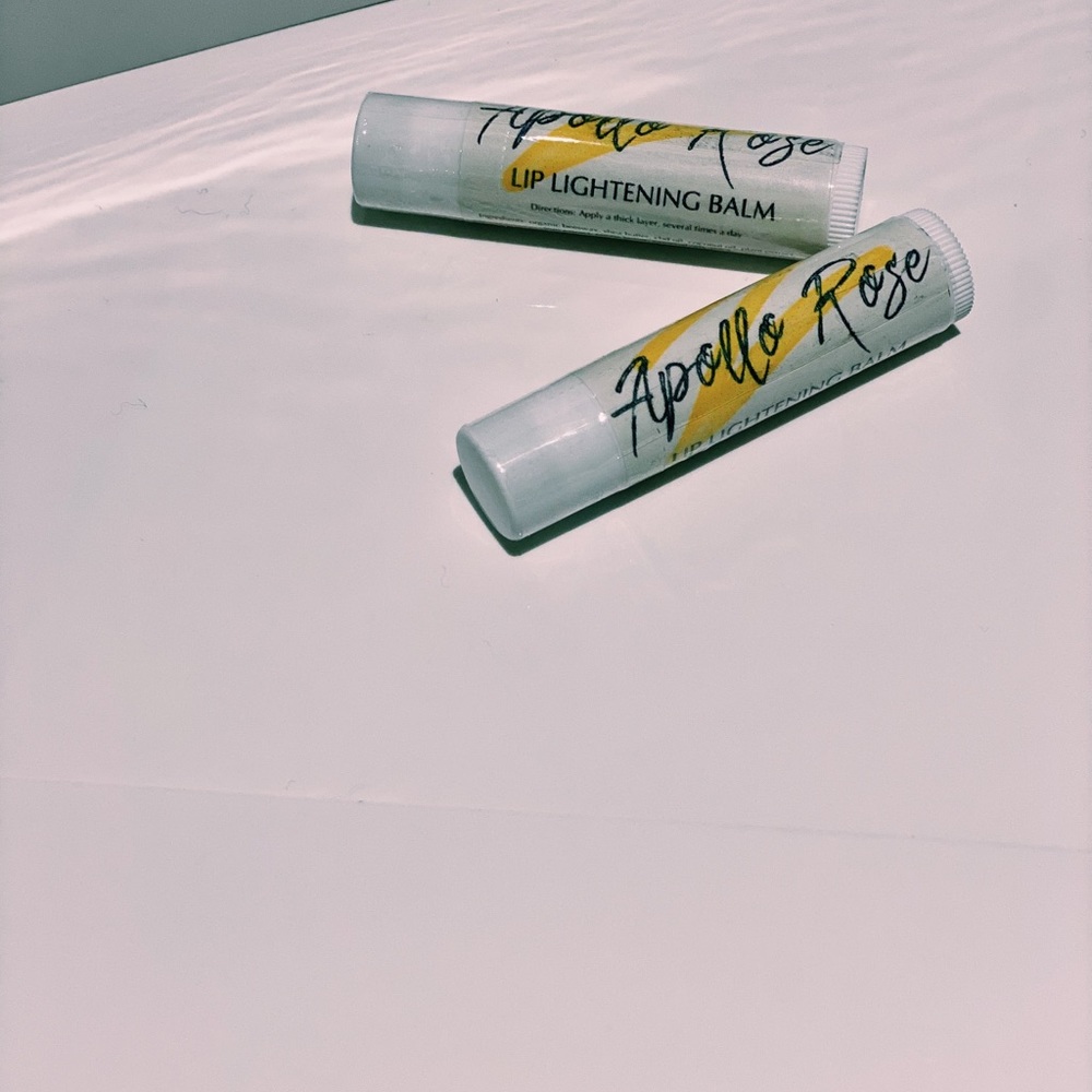 All natural, lip balm created to lighten lips - Picture 1 of 5